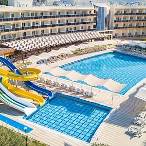 Grand Sahins Gumuldur Hotel