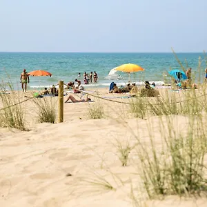 https://camping-3-estrellas.catalonia-hotels.com