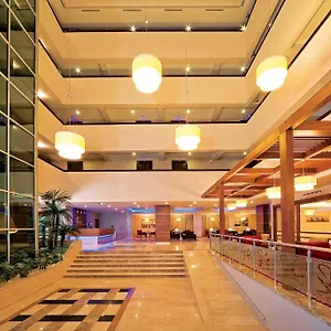 4* Hotel Mom