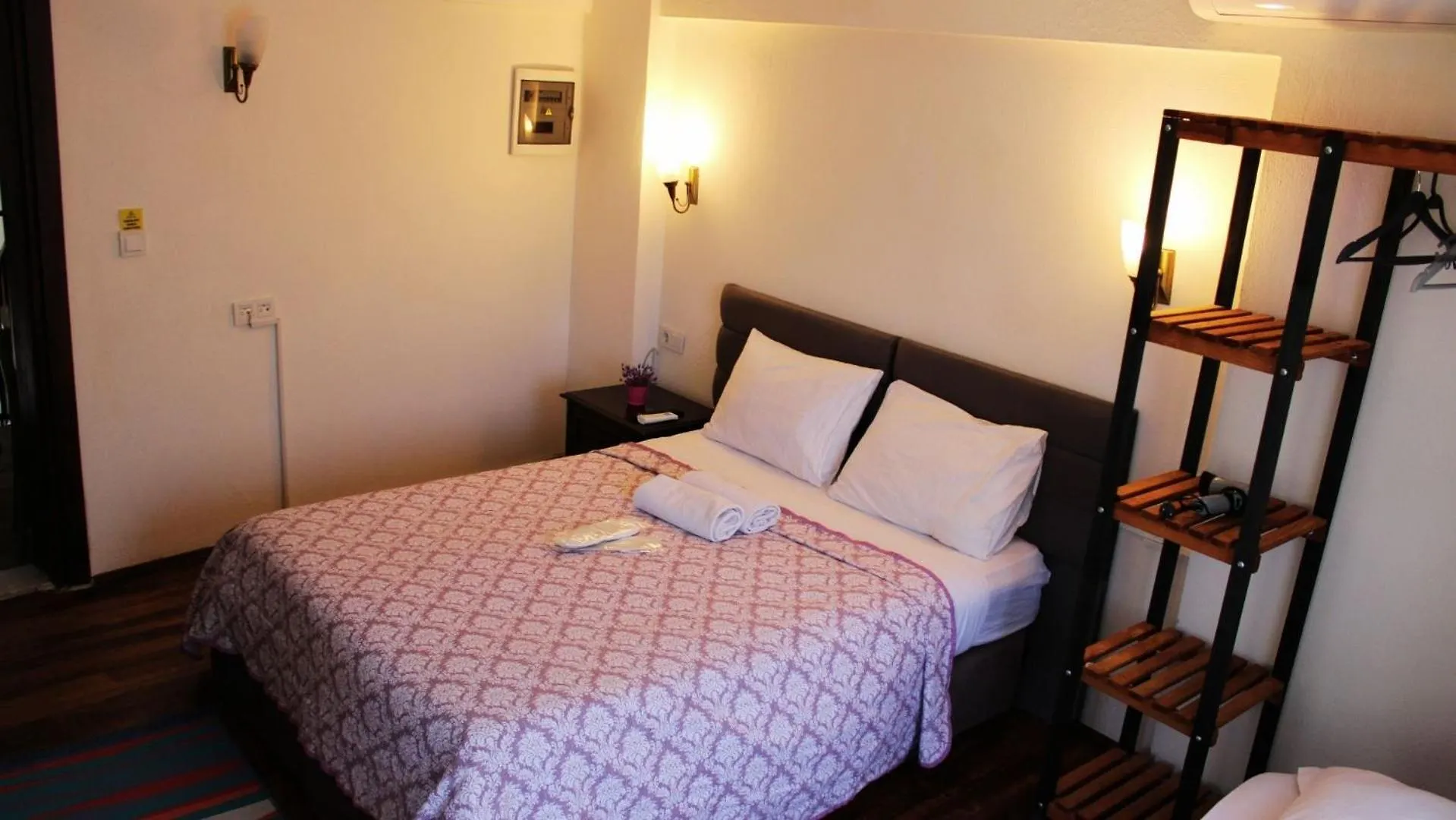 Pir Efes Konaklari Izmir Hotel